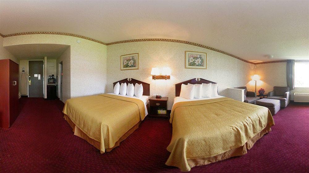 Quality Inn & Conference Center Maple Shade Luaran gambar